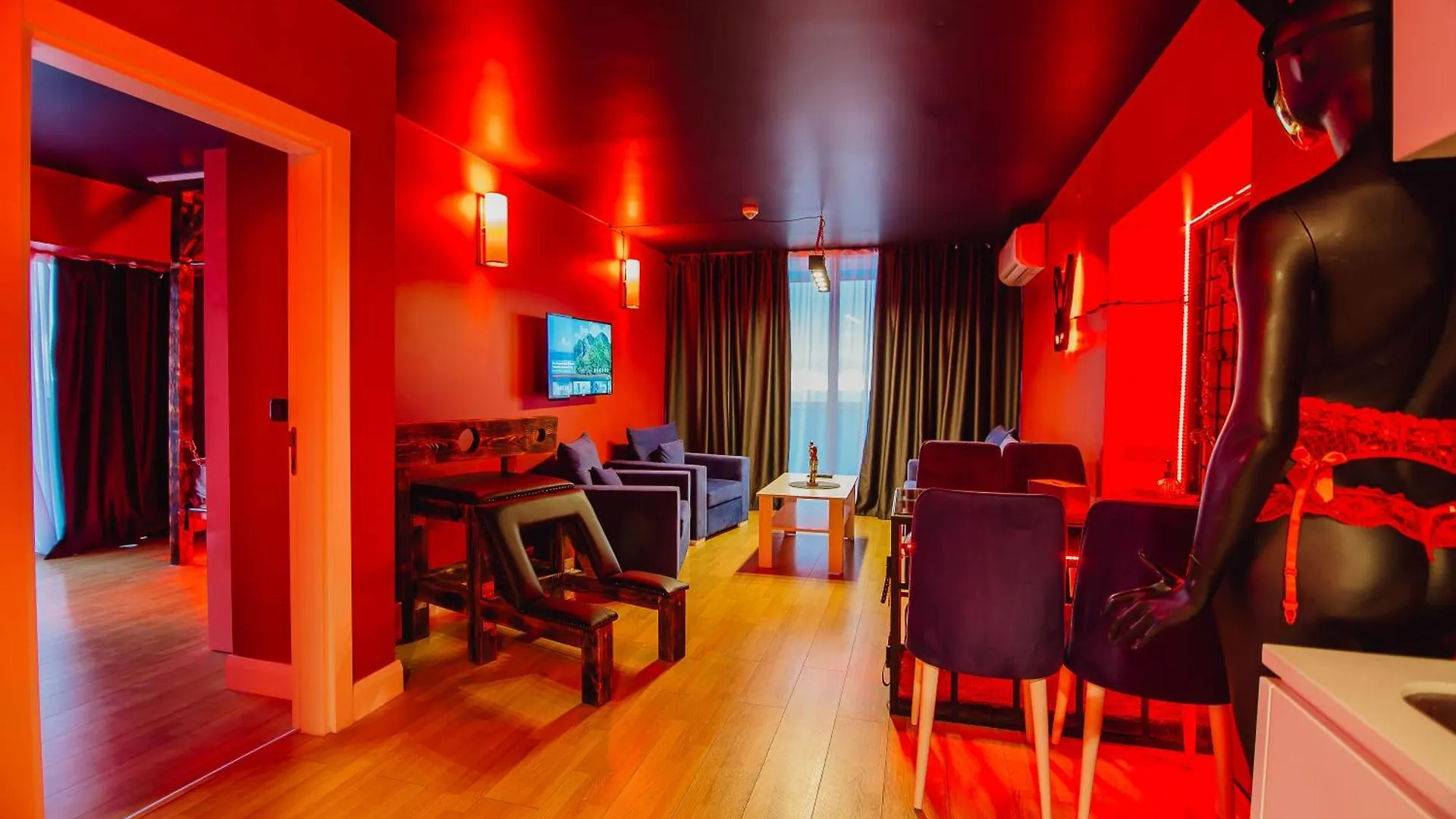Bdsm Red Room Batumi 0*,