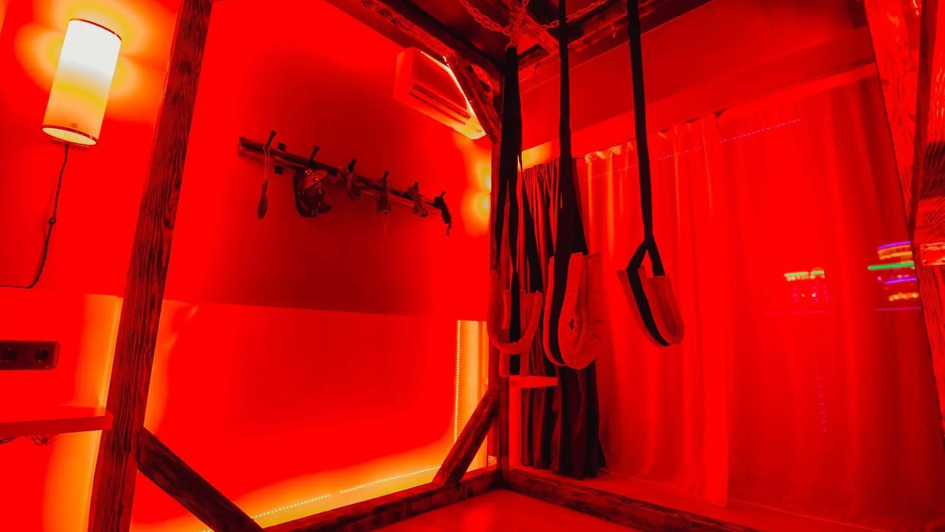Apartman Bdsm Red Room Batumi